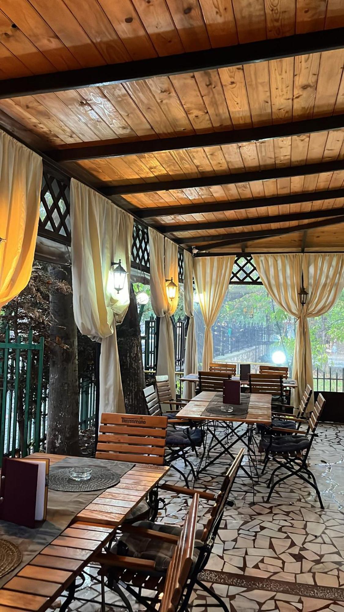 Pensiune Restaurant Arconi Năvodari Exterior foto