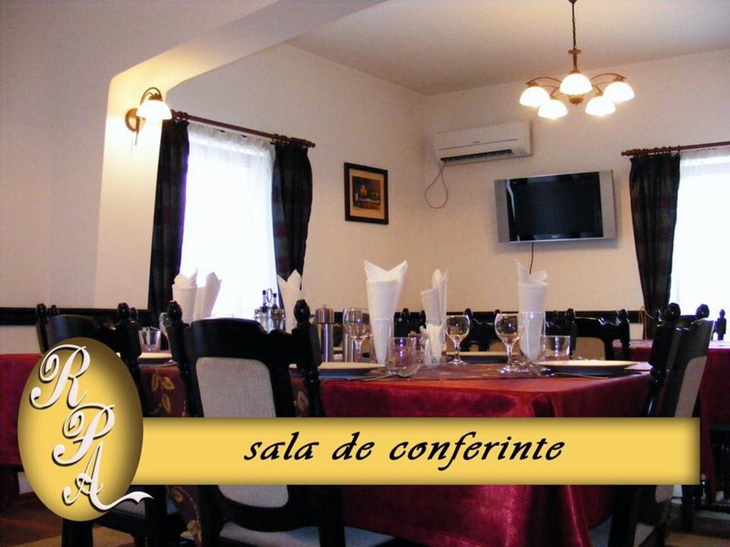 Pensiune Restaurant Arconi Năvodari Exterior foto